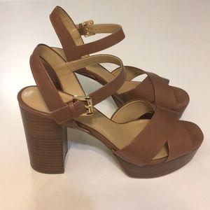 michael kors sia leather platform sandal